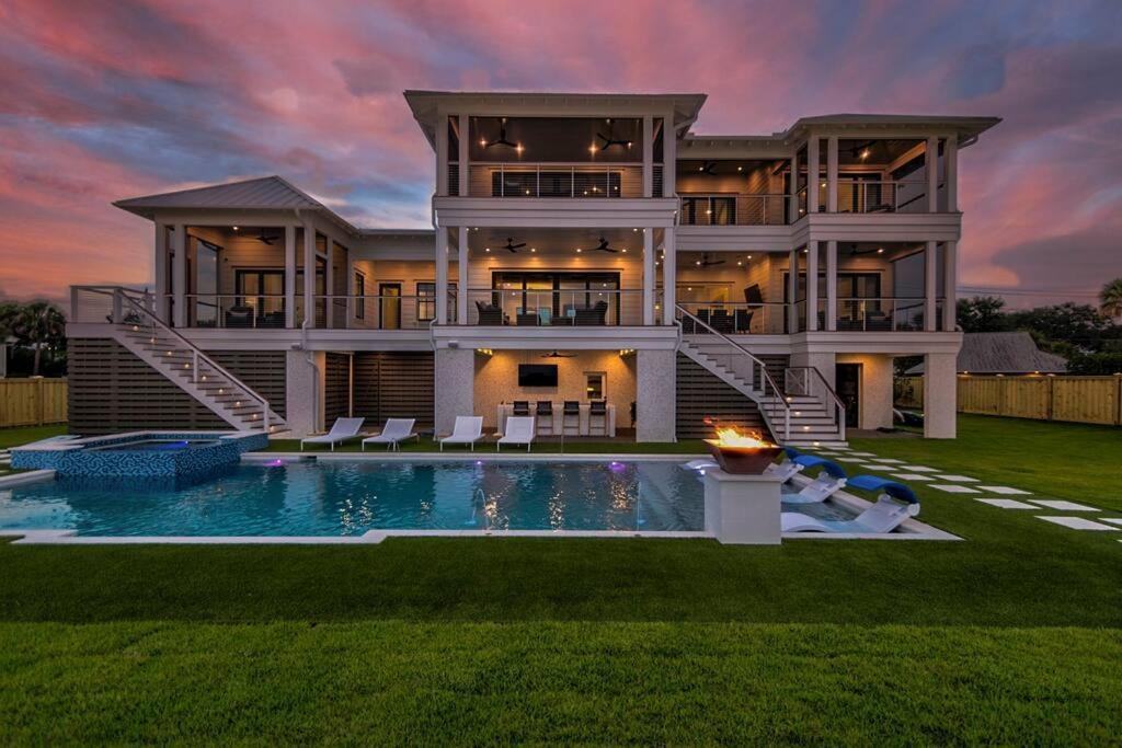 New Waterfront Home With Deep Water Dock Isle of Palms Exteriör bild